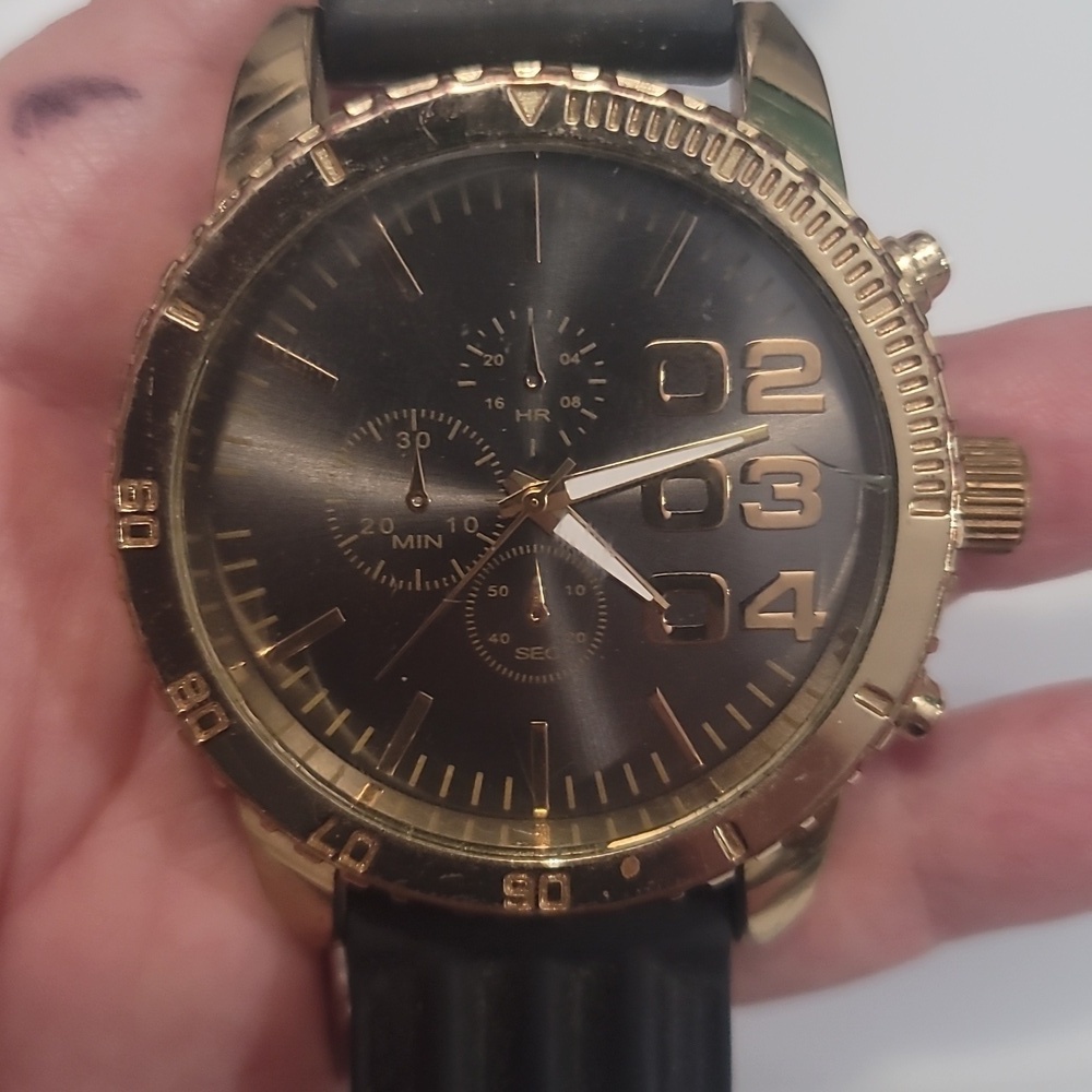 Men's stainless steel fashion watch